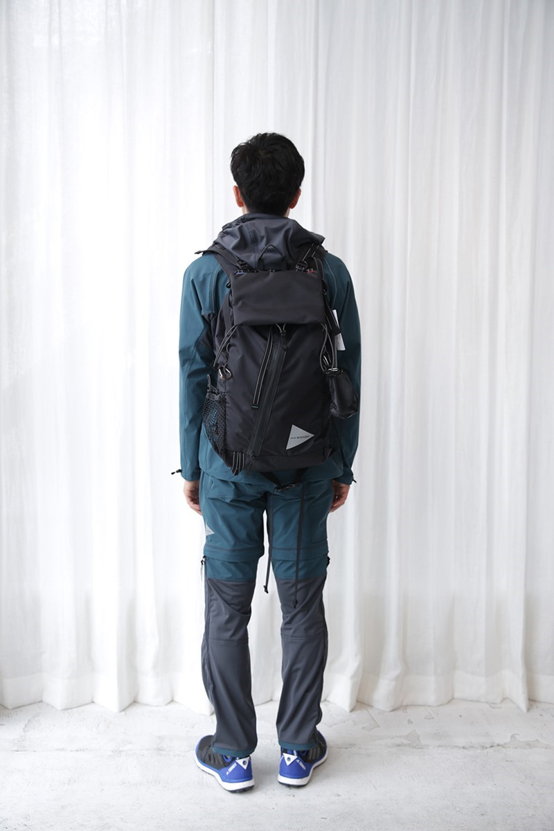 596A9537