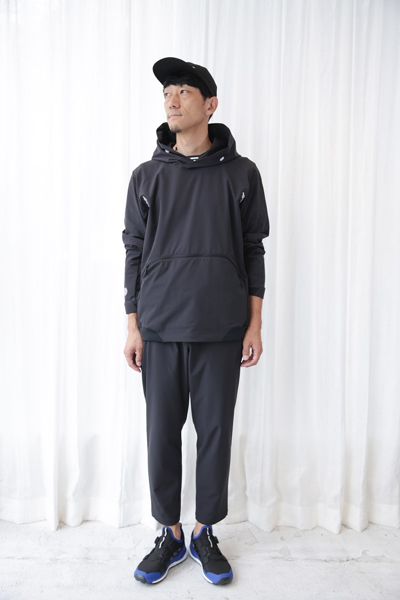596A9433