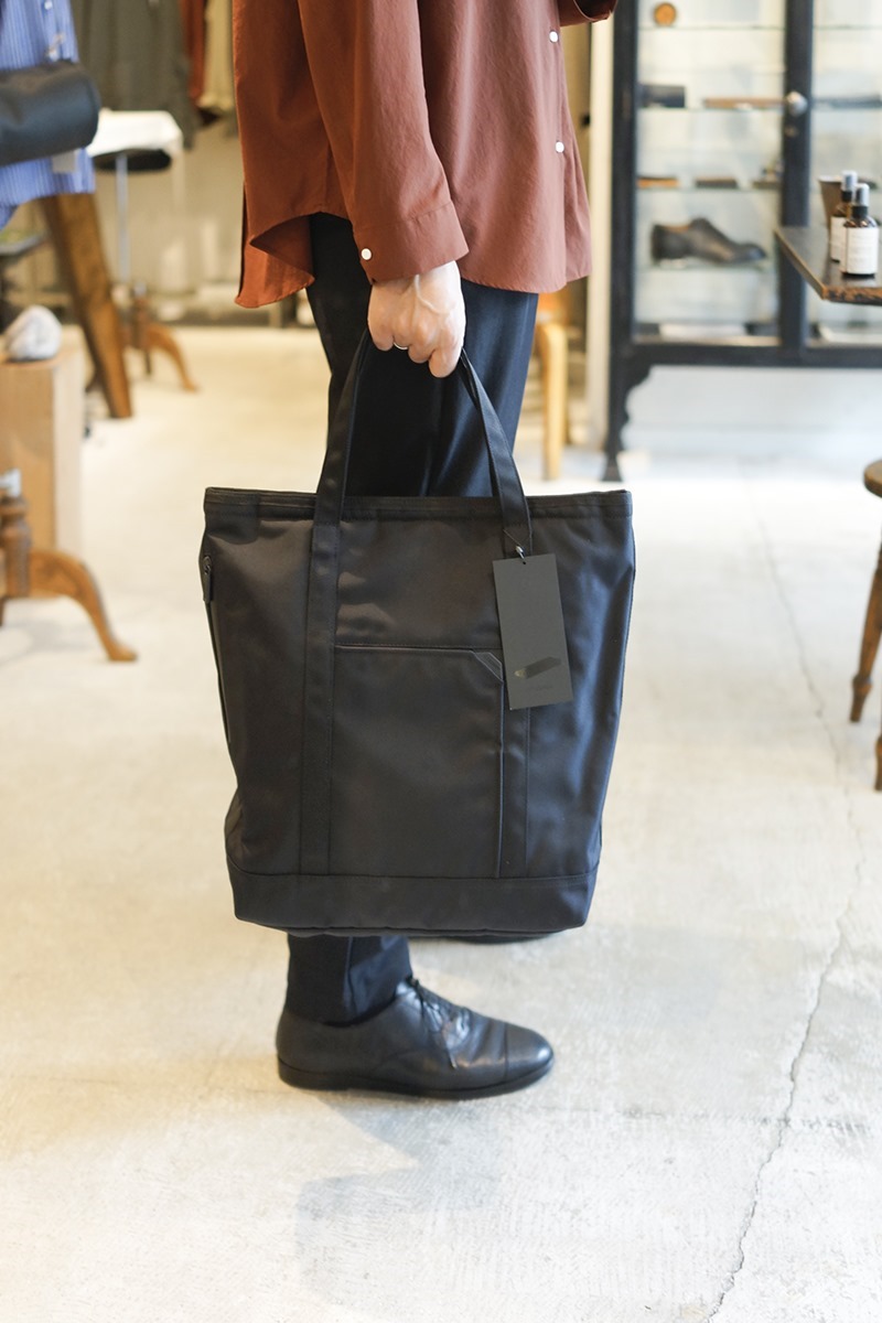 通販でクリスマス MONOLITHのTOTE OFFICE MONOLITH M M トートバッグ M ...