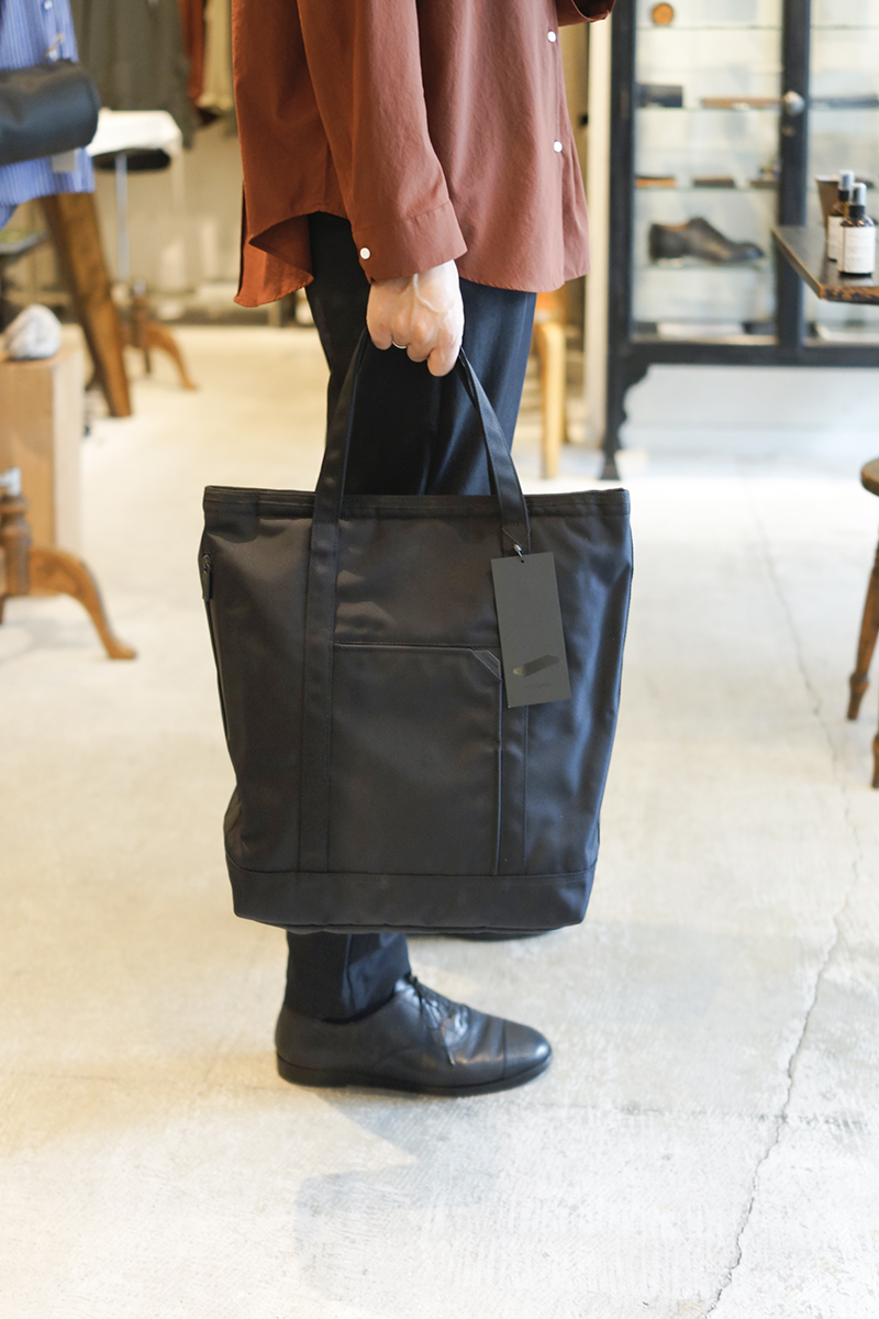 MONOLITH TOTE STANDARD M モノリス | kinderpartys.at