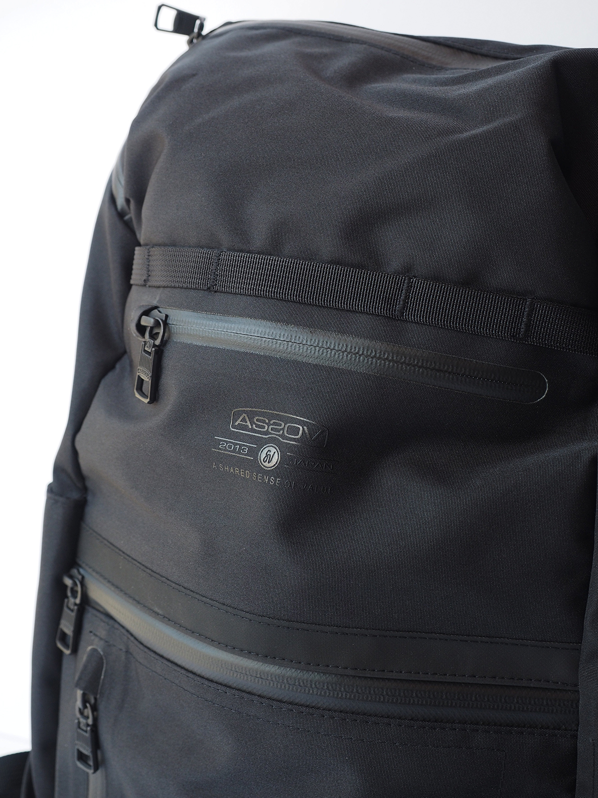 WATER PROOF CORDURA 305D ROUND ZIP BACKPACK | ANOTHER LOUNGE