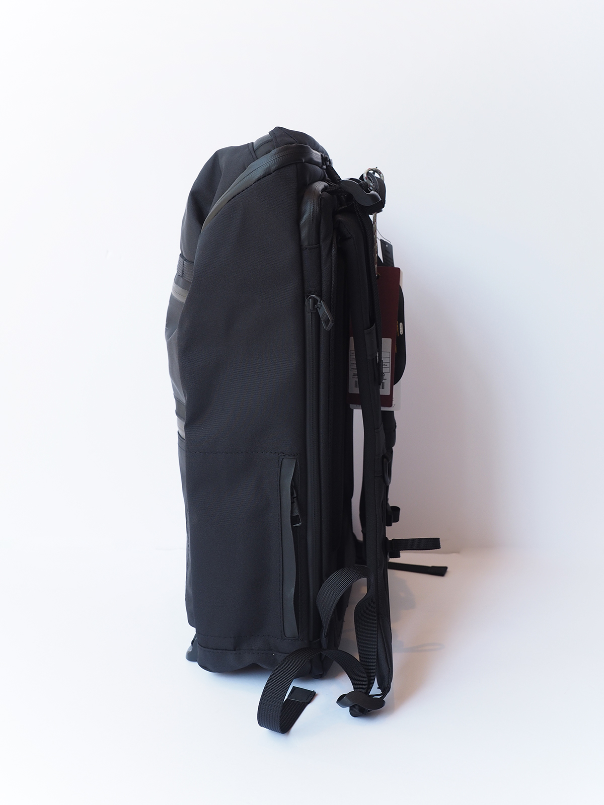 WATER PROOF CORDURA 305D ROUND ZIP BACKPACK | ANOTHER LOUNGE