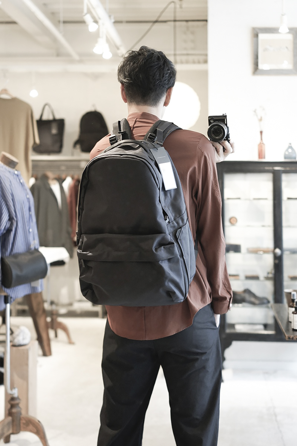 55％以上節約 【タグ付き未使用品】MONOLITH BACKPACK SOLID L モノリス バッグ cifpuem.uma.es