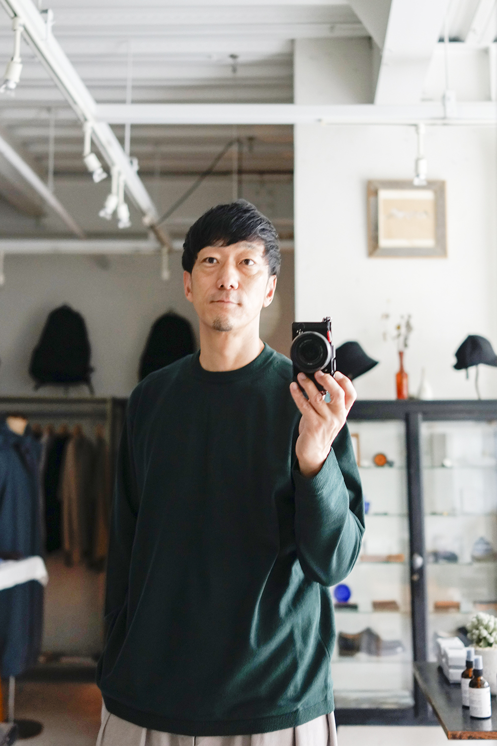 「ATON」NATURAL DYE WOOL CREW NECK SWEATER | ANOTHER LOUNGE