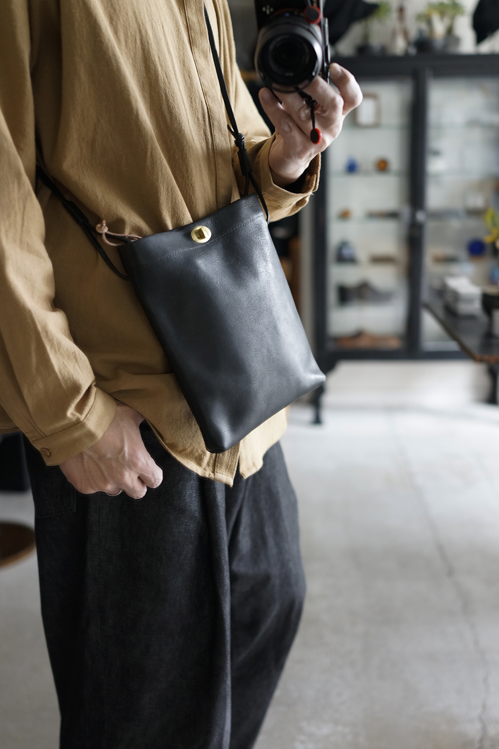 SLOW(スロウ) bono mini shoulder bag ブラック