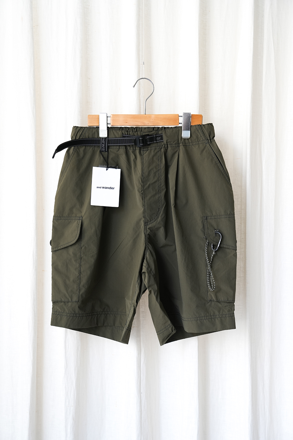 oversized cargo short pants