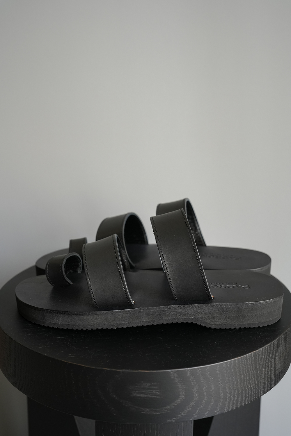 STRAP SANDALS