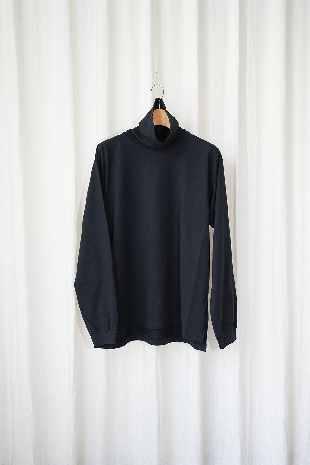 HIGH NECK L/S TEE