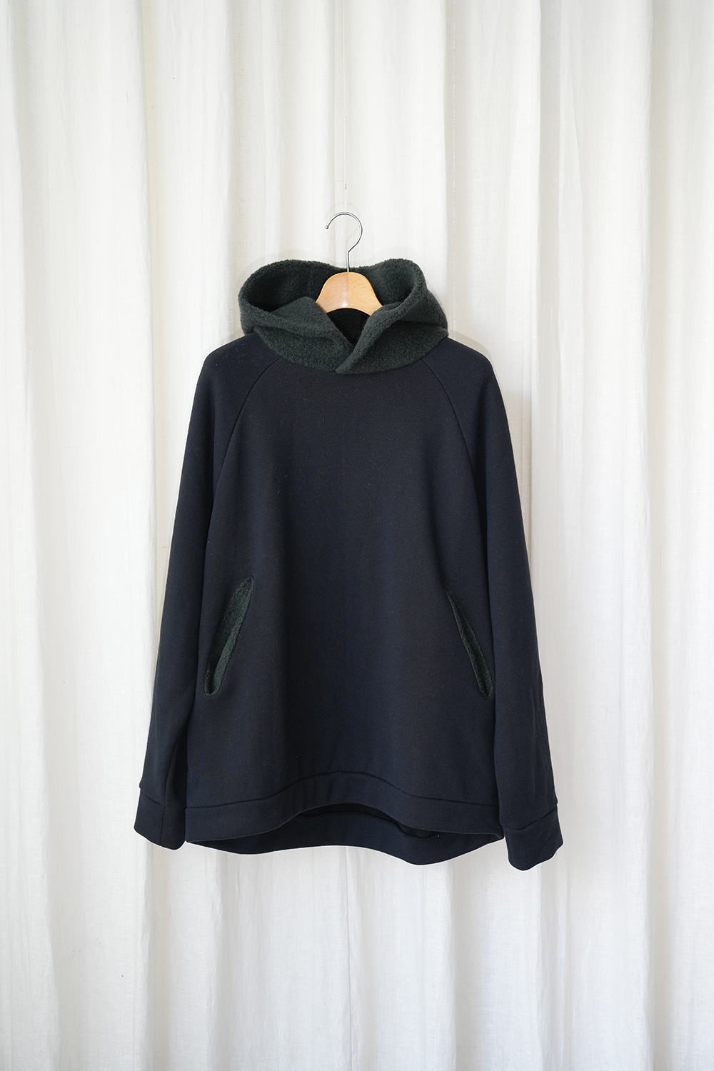 ballon over boa hoody