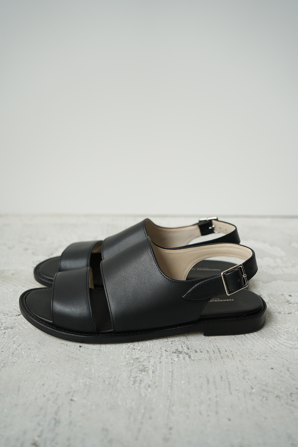 BACK BELT SANDALS