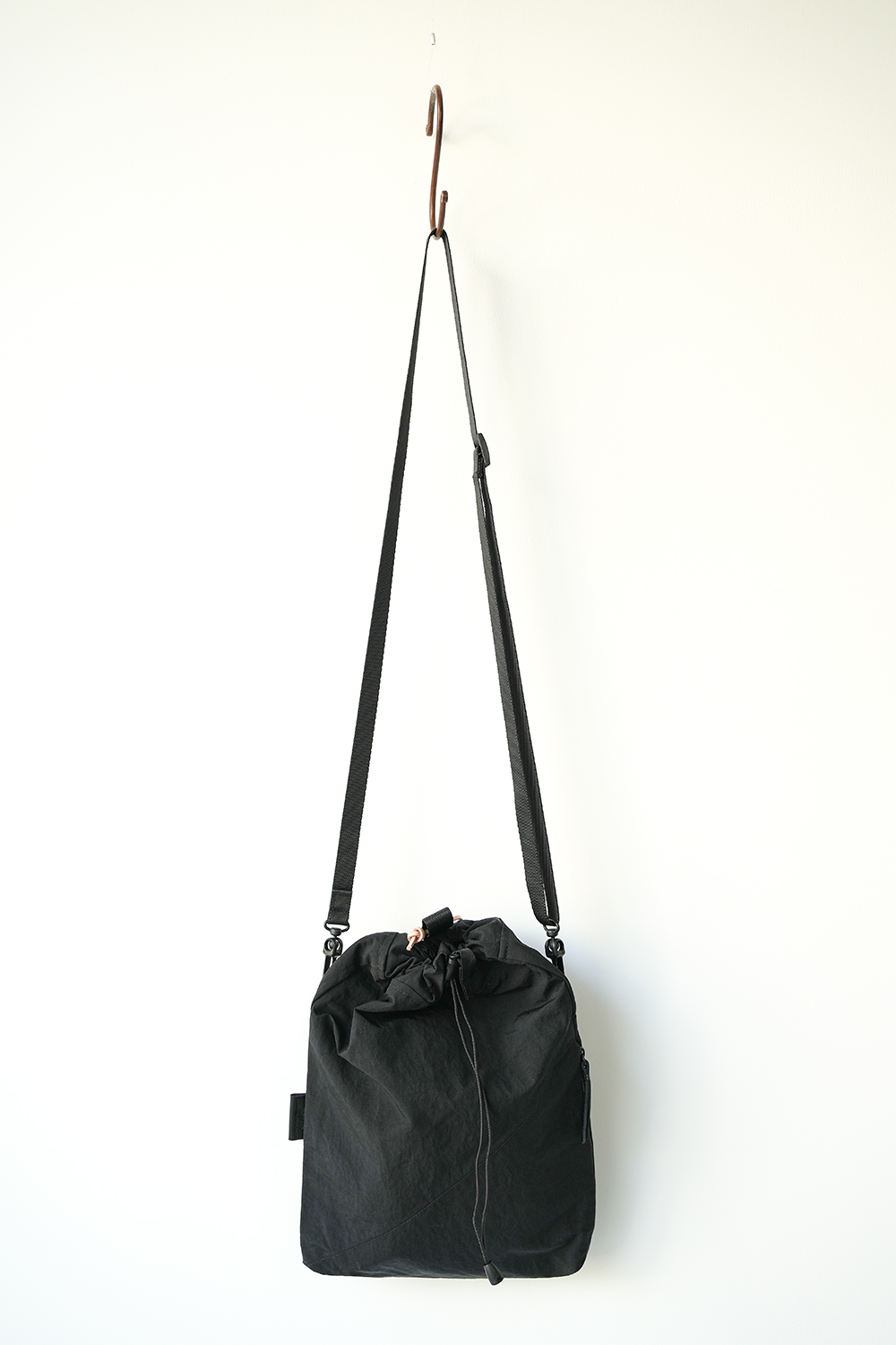 span nylon draw string shoulder bag S
