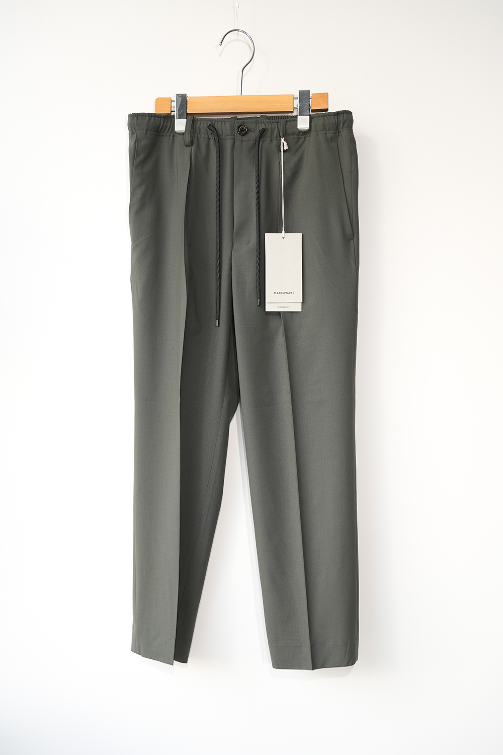 ORGANIC WOOL 2/80 TROPICA ONE TUCK TAPERED EASY PANTS