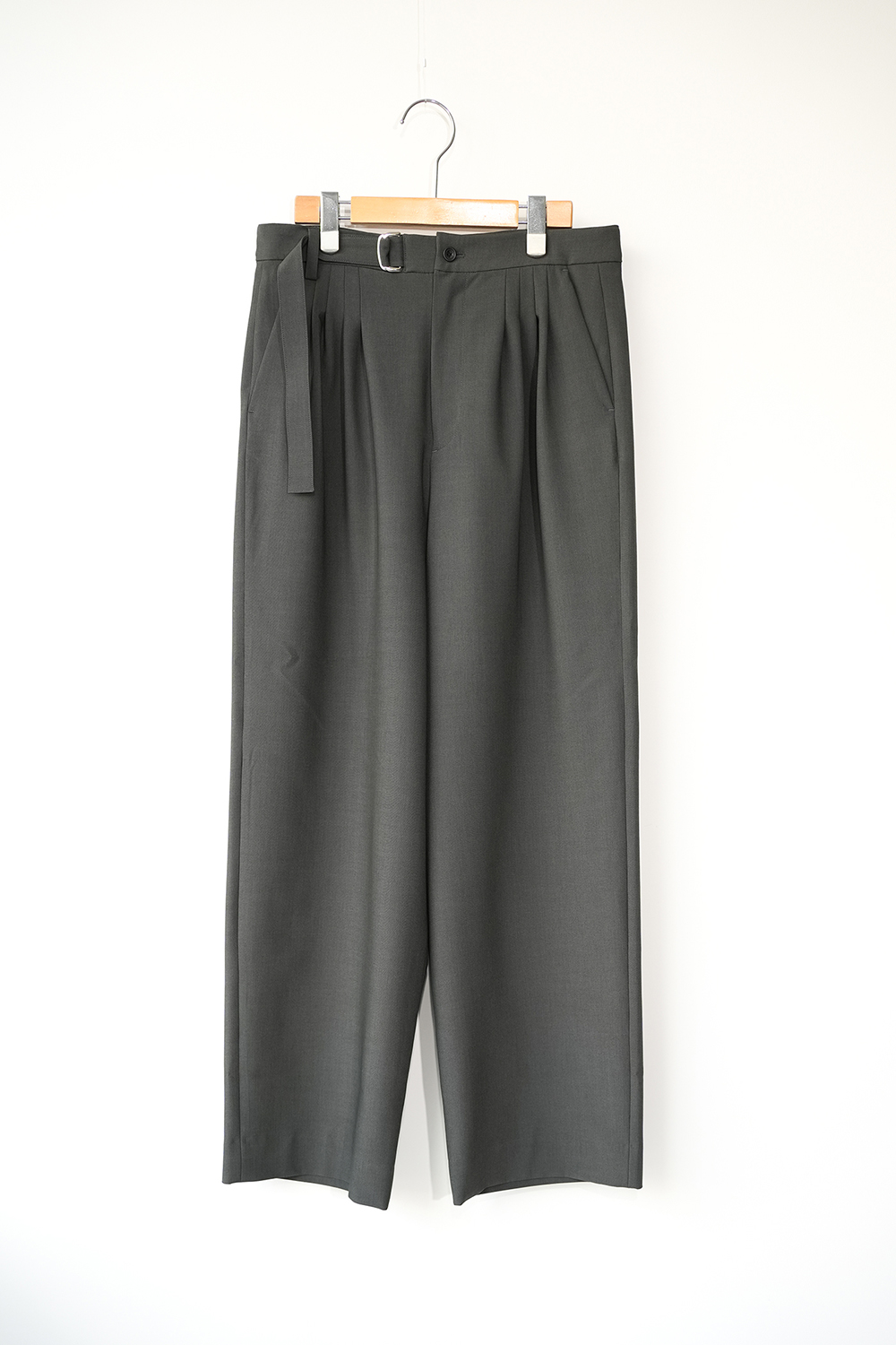 4TUCK WIDE PANTS