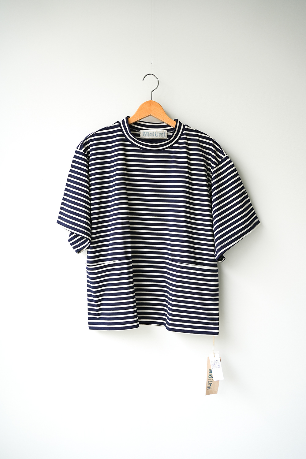 side pocket BD T shirt