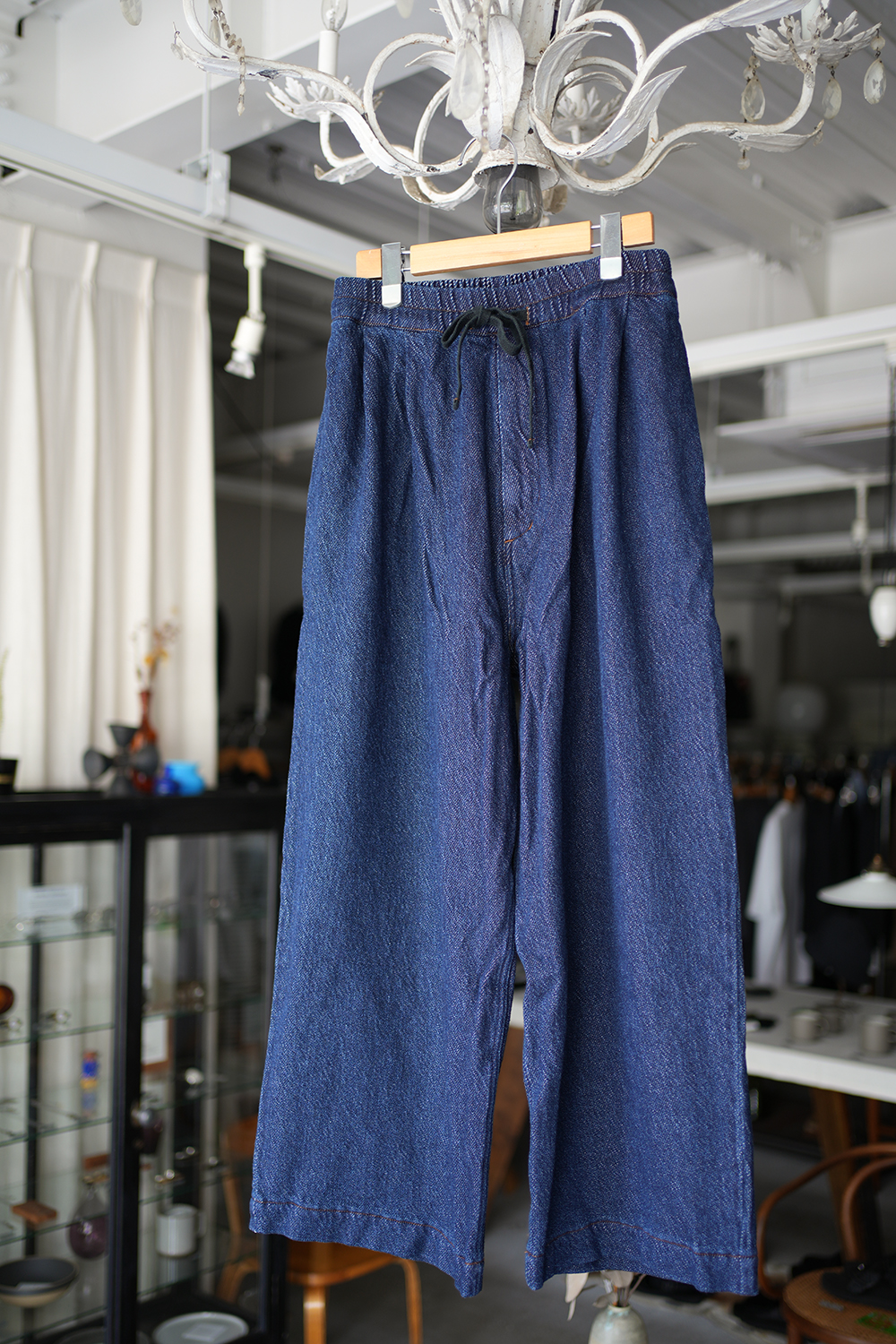 SOFT DENIM PANTS