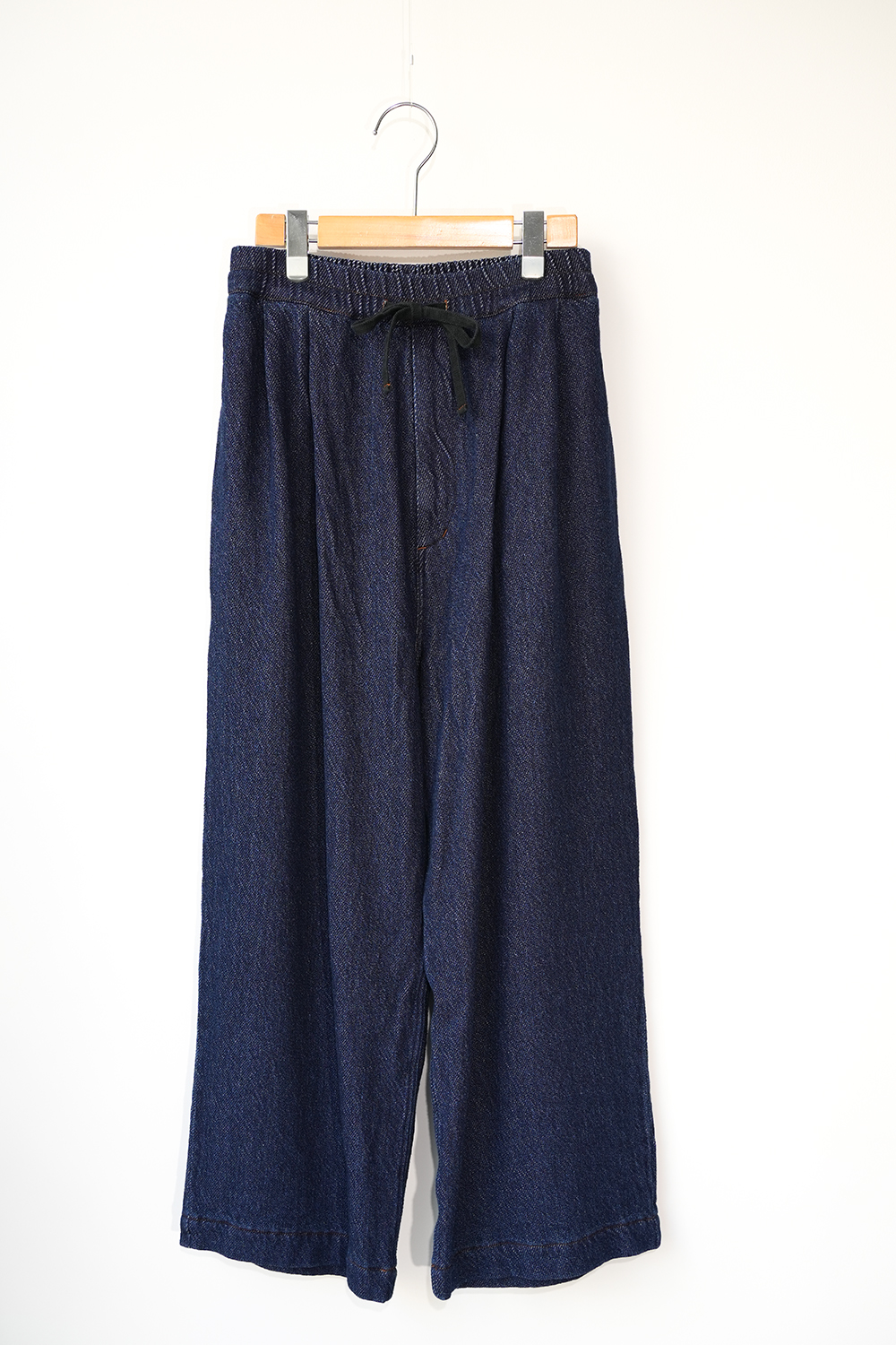 SOFT DENIM PANTS