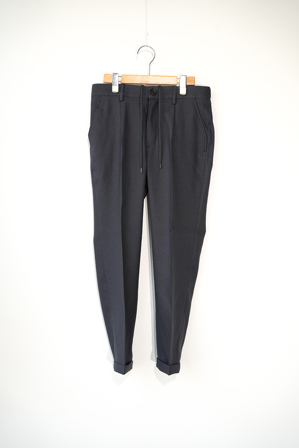 RETORO POLYESTER TWILL EASY ONE PLEATS STA-PREST TAPERED PANTS