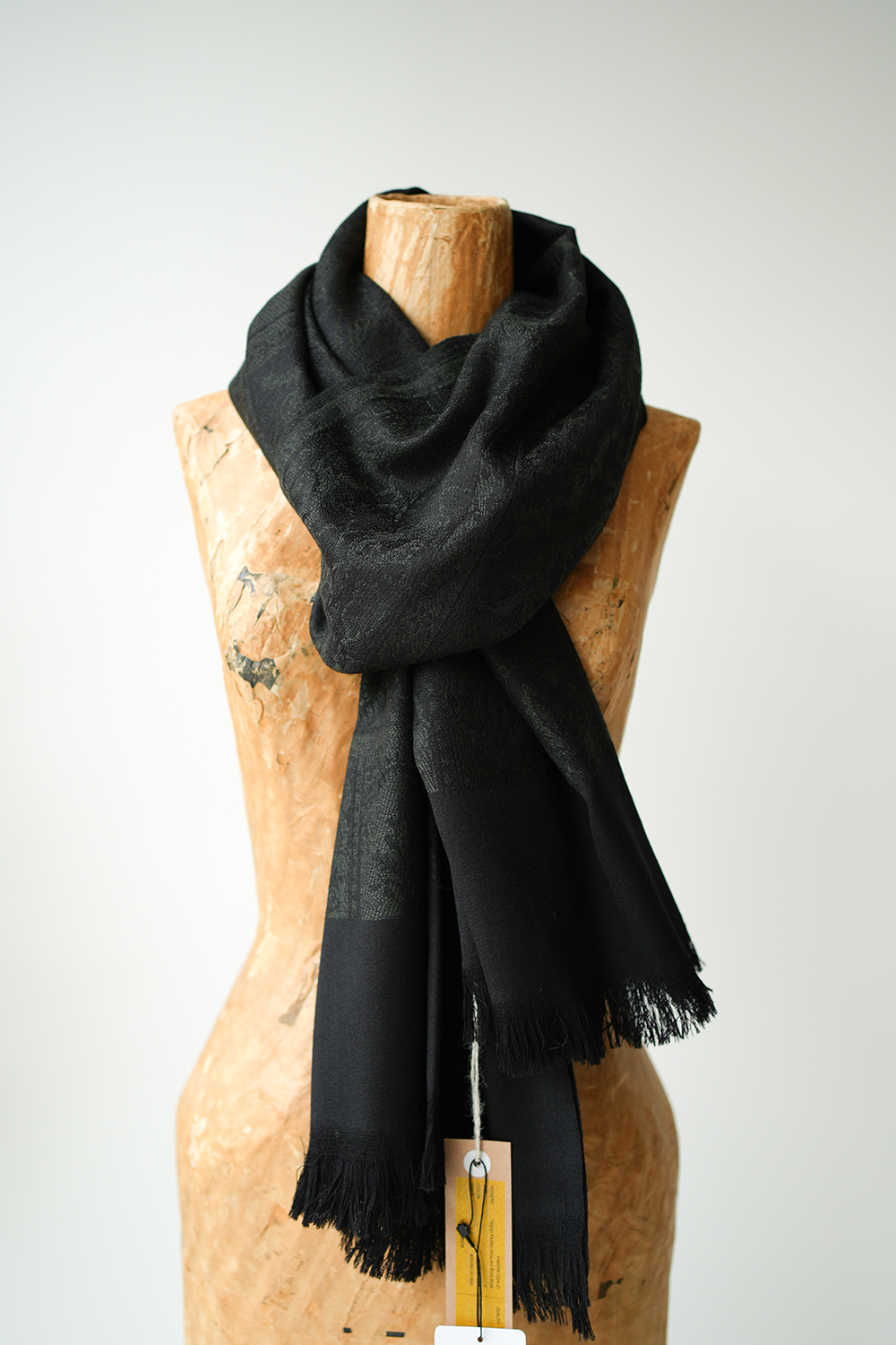 Tibetan Paisley Jacquard Wool Stole