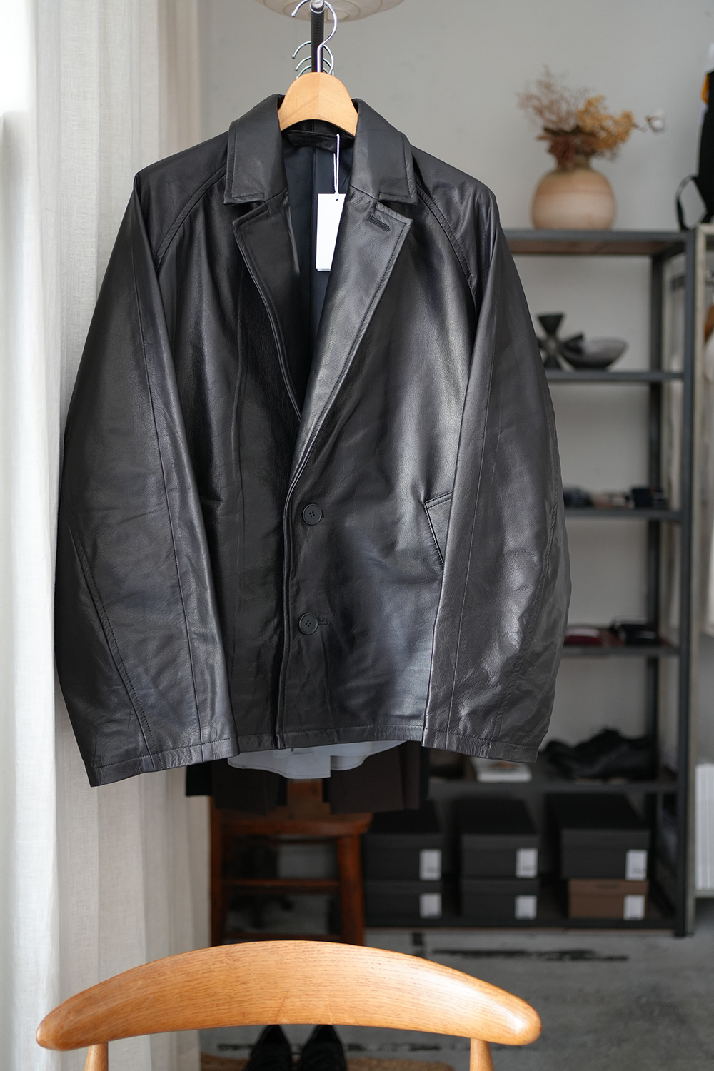 LEATHER OVERSIZE RAGLAN JACKET