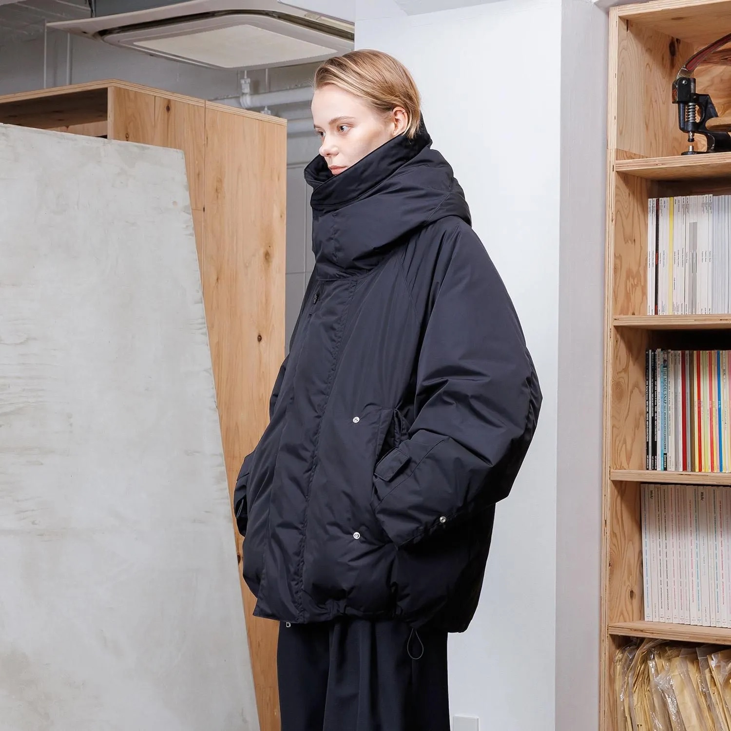 KAWADA DOWN Oversize Hood Blouson – nylon