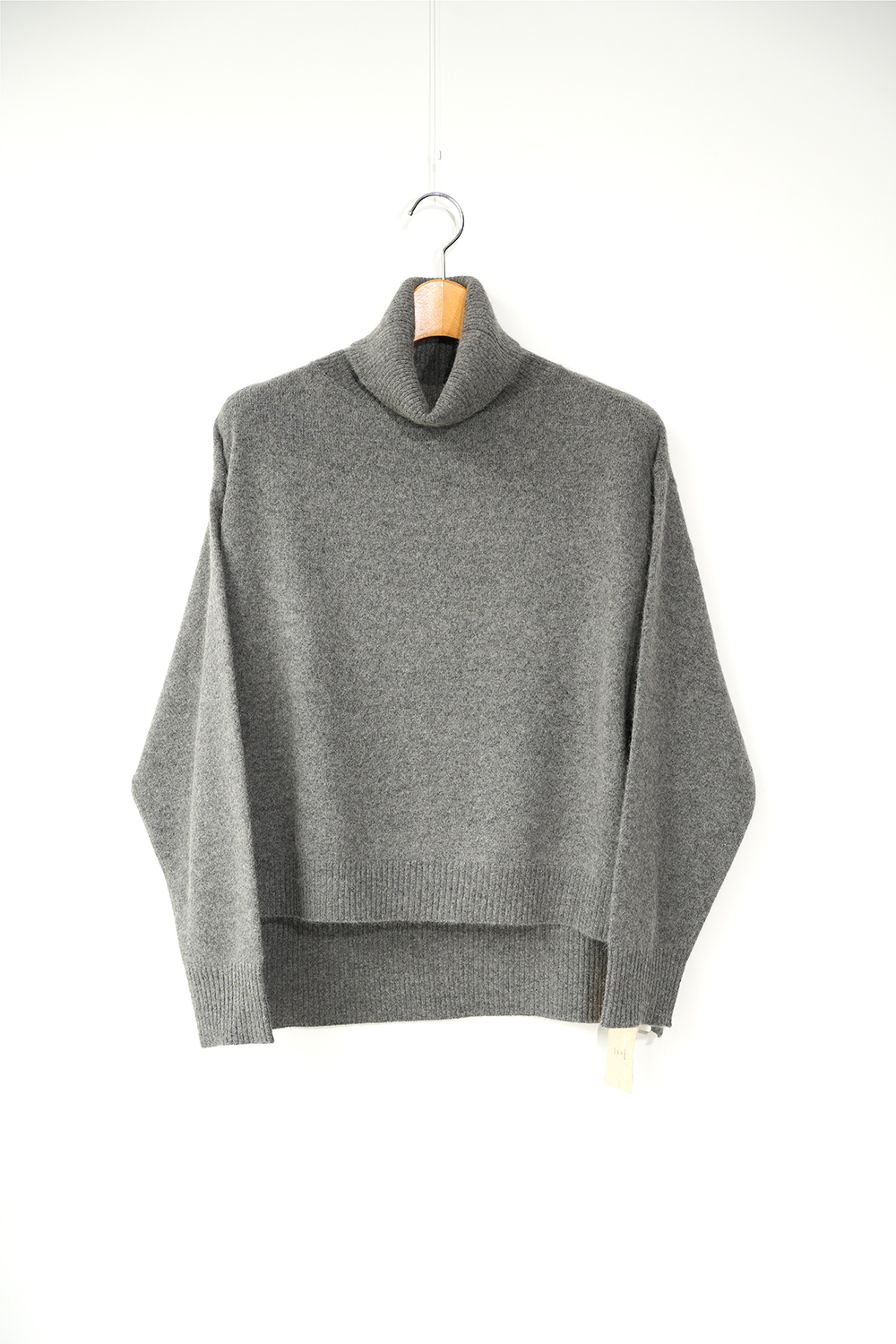 raccoon knit high neck pullover