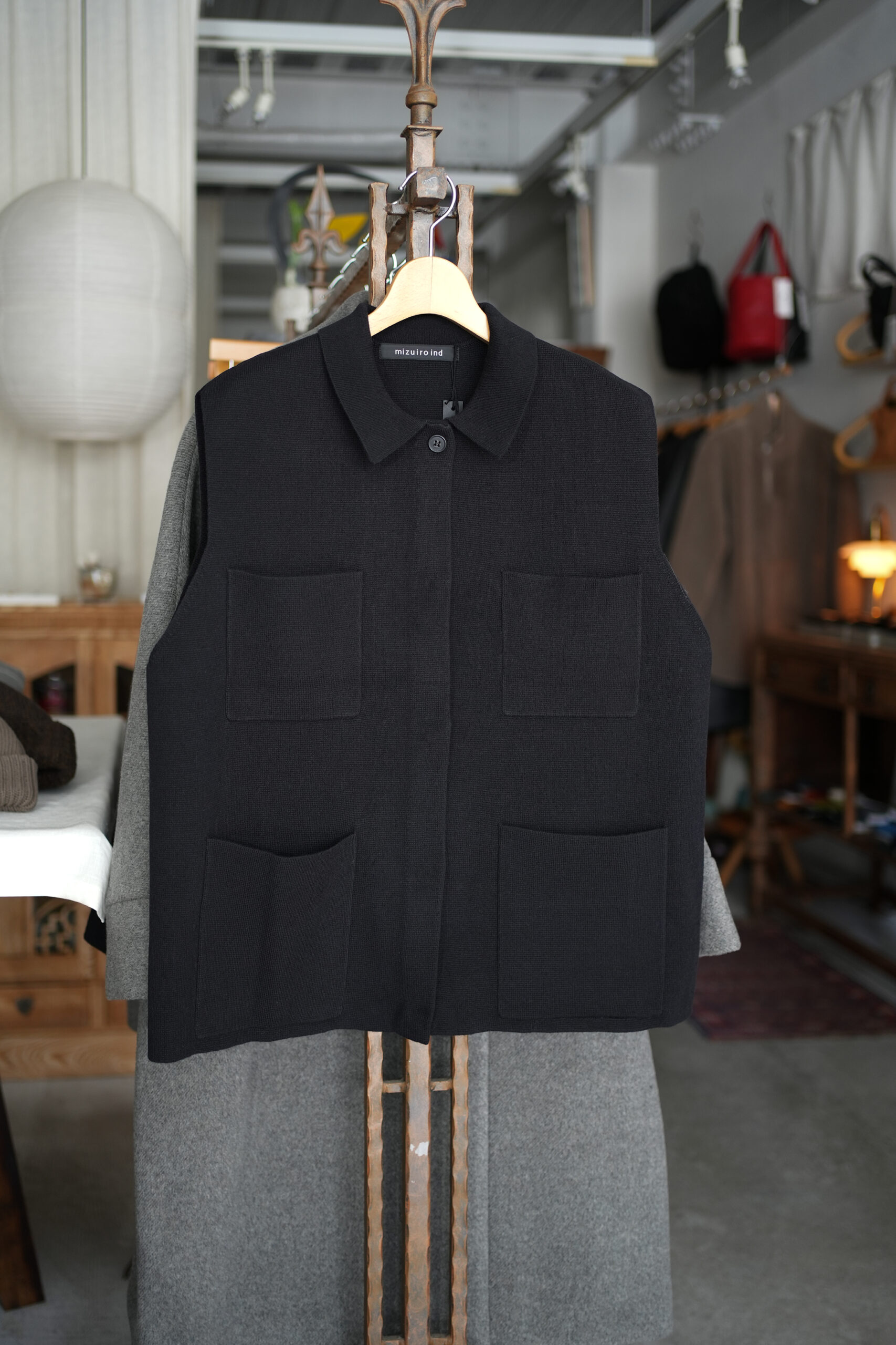 襟付きワイドベスト