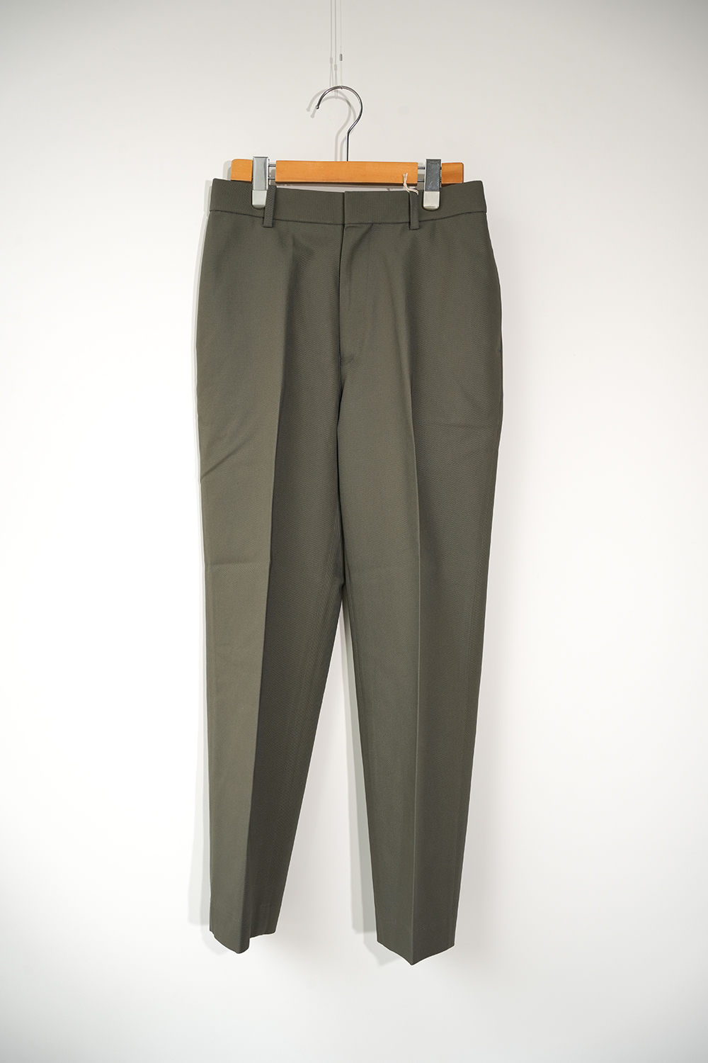 FLAT TAPERED TROUSERS