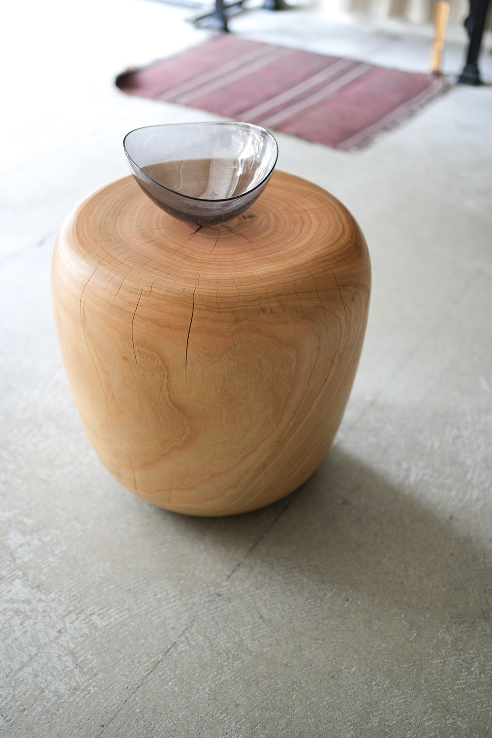 クス材スツール 円柱