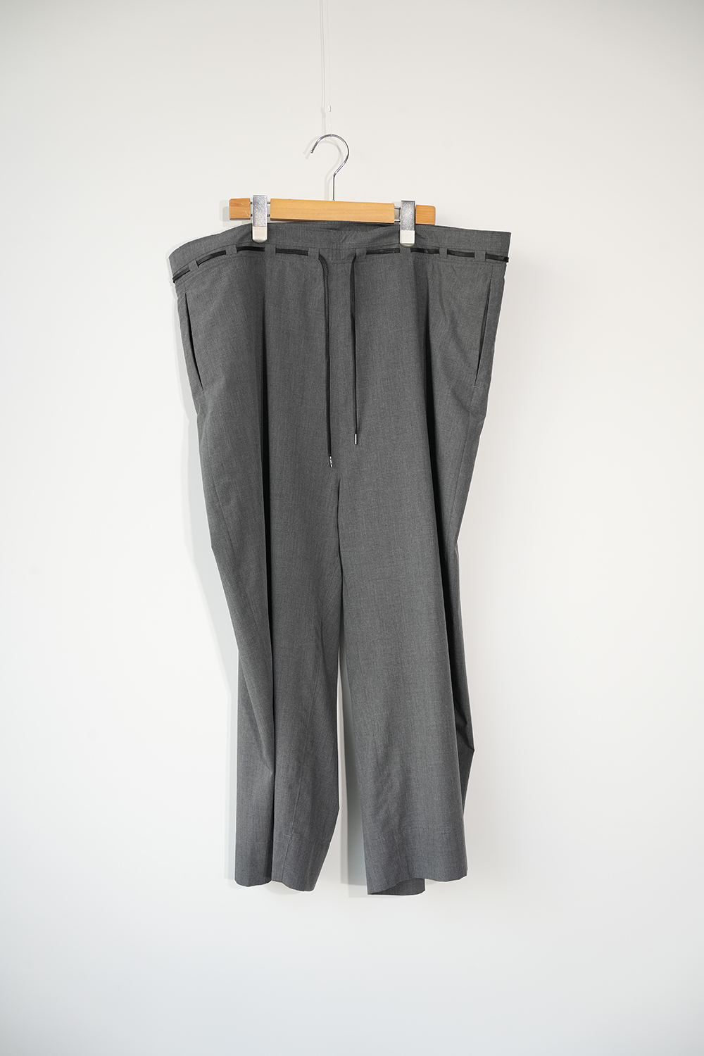 コンパクトスパンブロード ルーピーパンツ