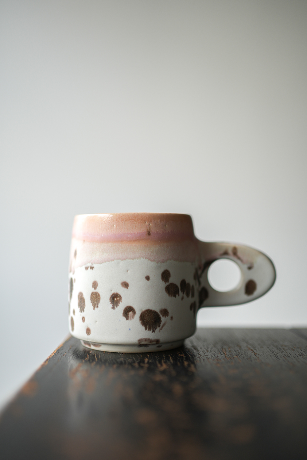 マグカップ 桃飛ばし釉