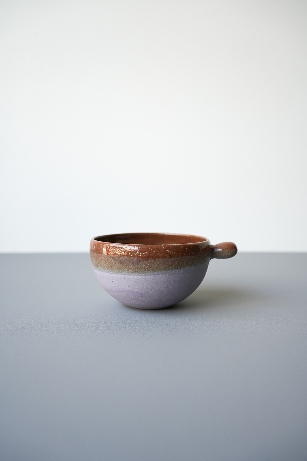 スープカップ 茶薄紫釉