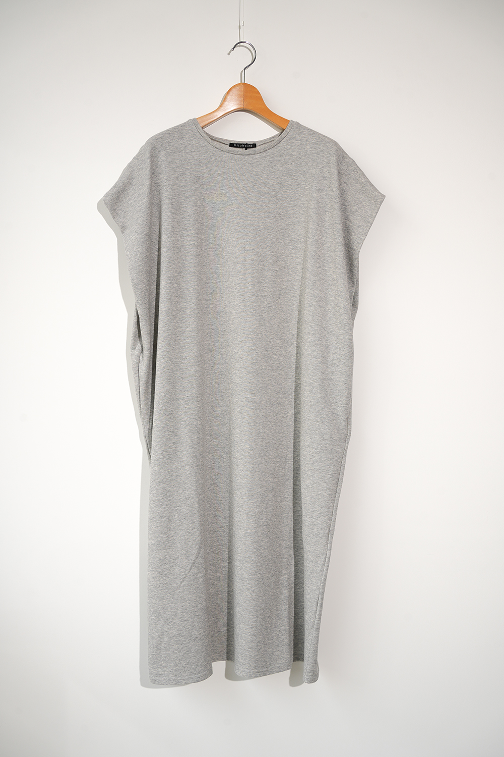 ドライフレンチテリーノースリーブロングワンピース