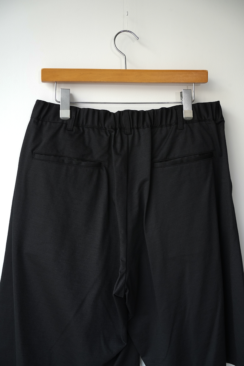lownn ローン wool wide tuck shorts 36G Wool Shorts | ANOTHER LOUNGE