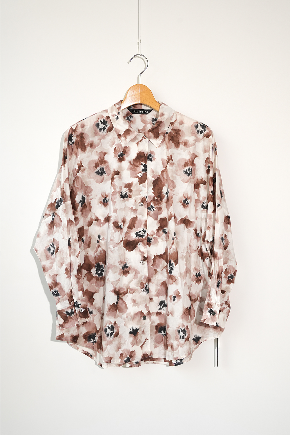 print wide shirt
