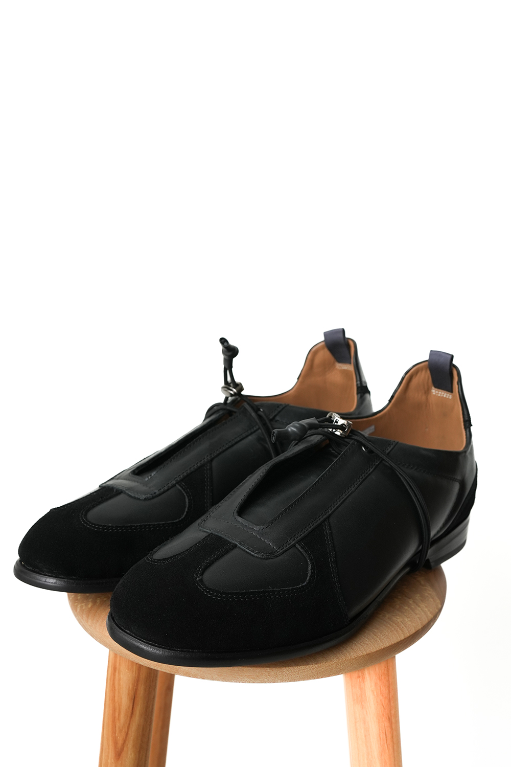 Shoe sneaker german